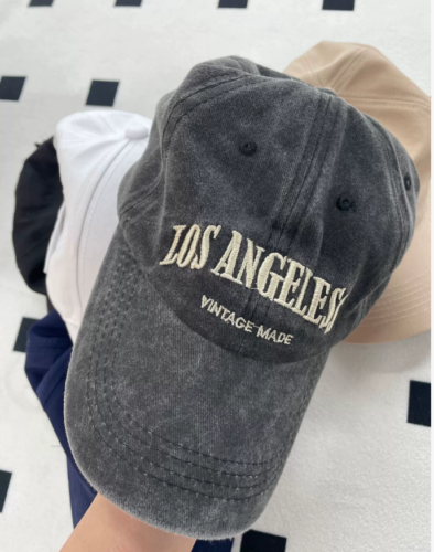 Unisex Los Angeles Embroidered Baseball Cap - Face-Slimming & Sun-Protective photo review